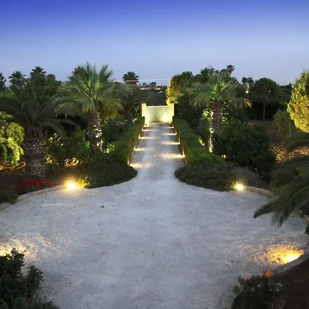Anciletta Vila *